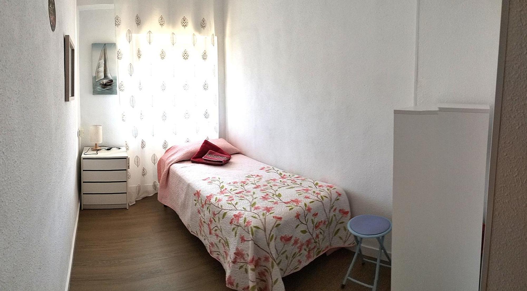 Ricardo Hostal Apartamento 3 Habitaciones 阿利坎特 外观 照片
